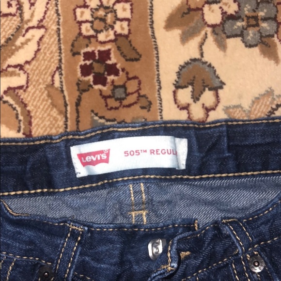 Boys Levi’s jeans like new - Picture 2 of 3